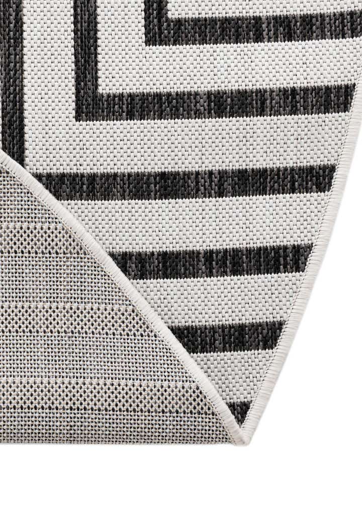 13' x 13' Easy-Clean Modern Indoor / Outdoor Round Rug