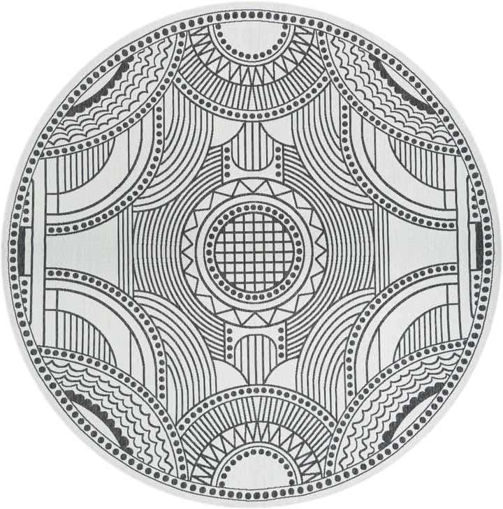 12' x 12' Easy-Clean Traditional Indoor / Outdoor Round Rug