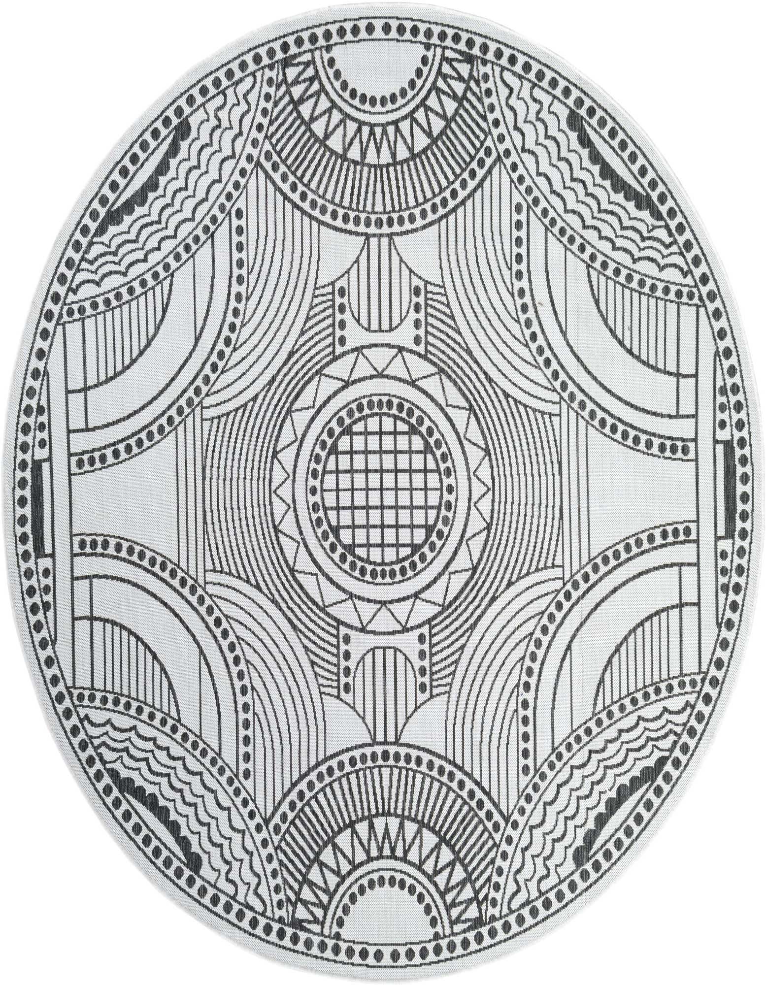 7' 10 x 7' 10 Easy-Clean Traditional Indoor / Outdoor Round Rug