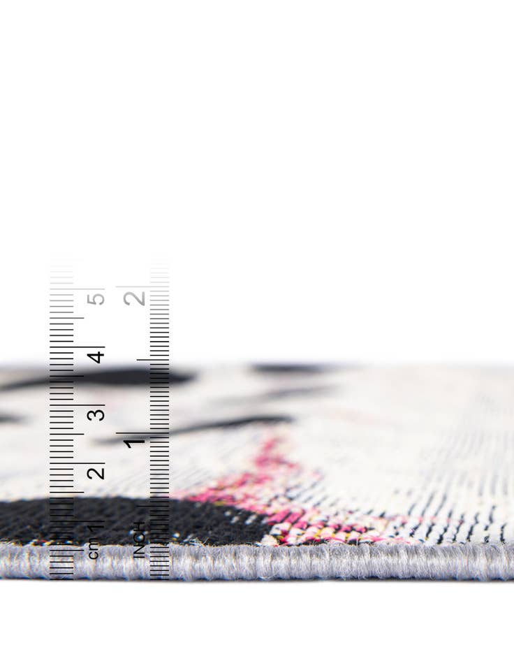 Detail image of  2' 7 x 10'  Washable Modern Indoor / Outdoor Runner Rug