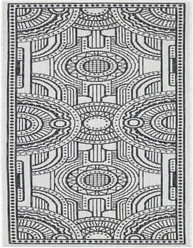 Detail image of 2' x 5' 3 Easy-Clean Traditional Indoor / Outdoor Runner Rug