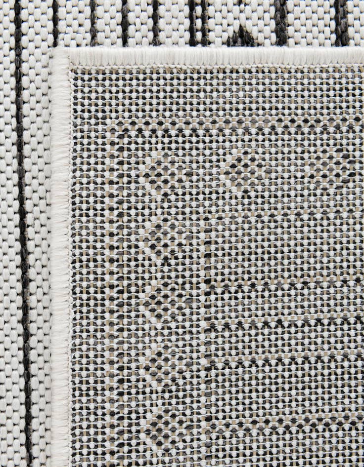 Detail image of 2' x 8'  Washable Traditional Indoor / Outdoor Runner Rug