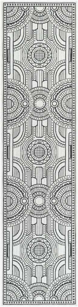 2' x 8' Easy-Clean Traditional Indoor / Outdoor Runner Rug