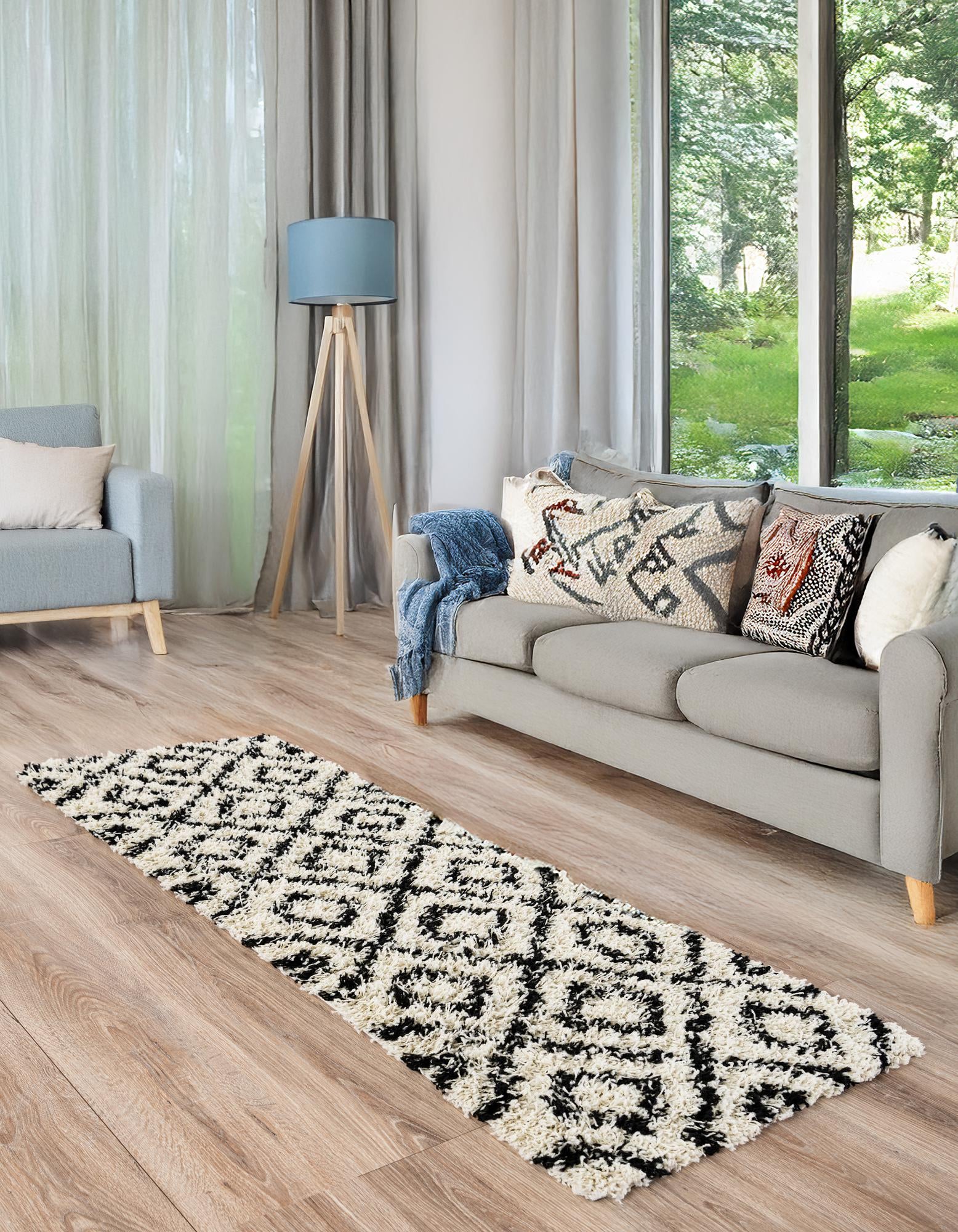 3' 3 x 16' 5 Trellis Shag Runner Rug