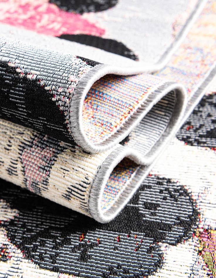 Detail image of 10' x 10'  Washable Modern Indoor / Outdoor Square Rug