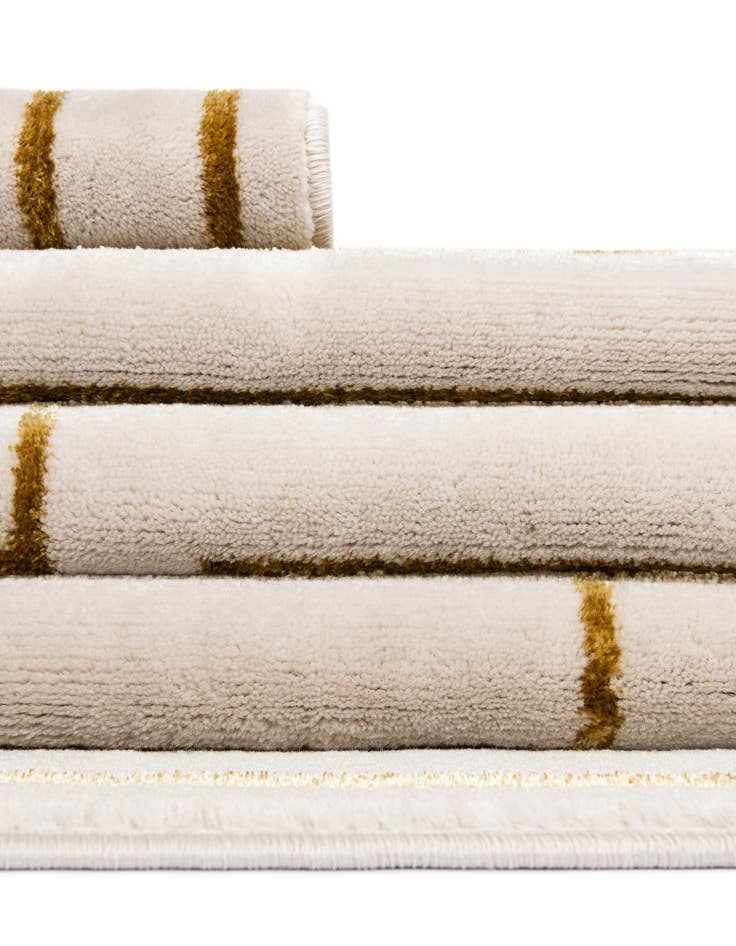 Detail image of 7' 10 x 10' Vogue Geo Rug