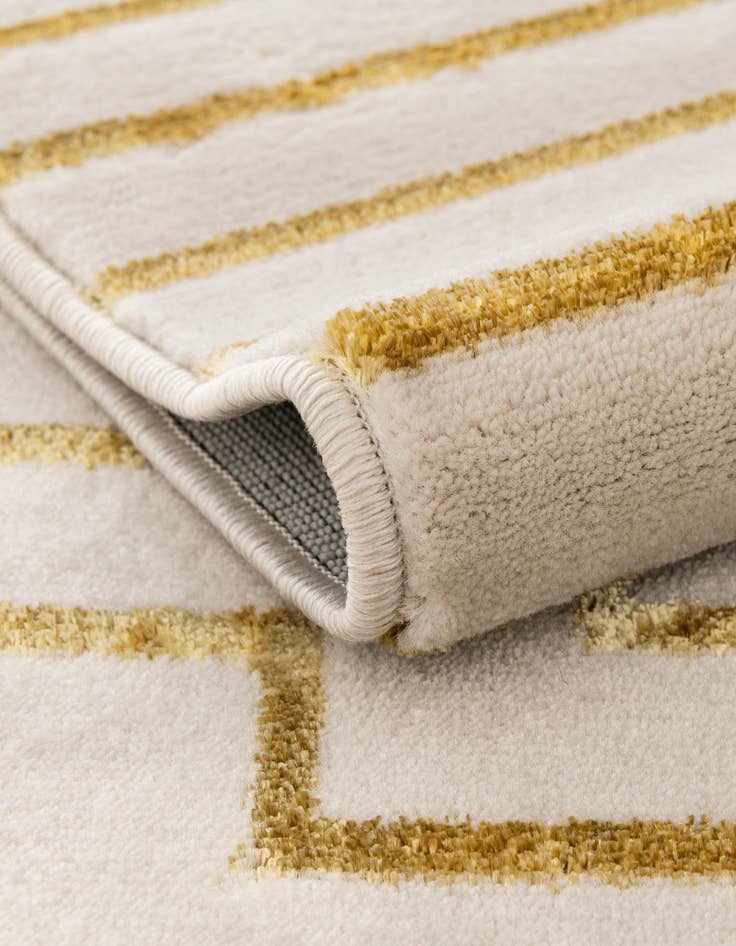 Detail image of 3' x 3' Vogue Geo Round Rug