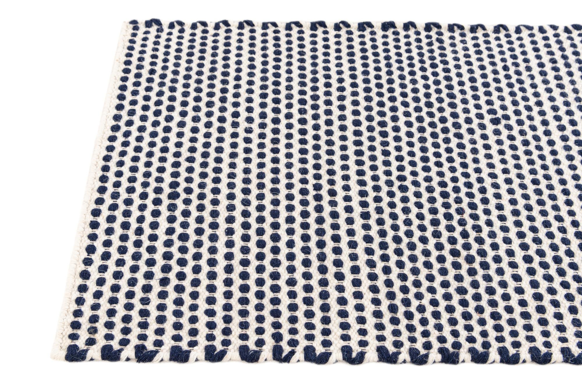 2' 1 x 3' Hand Woven Seaside Pearl Jute Rug