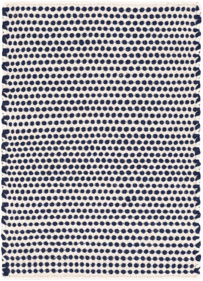 Detail image of 2' 1 x 3' Hand Woven Seaside Pearl Jute Rug