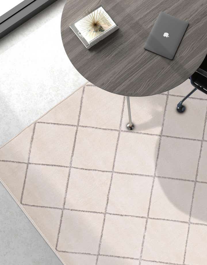 5' 3 x 7' Vogue Geo Rug