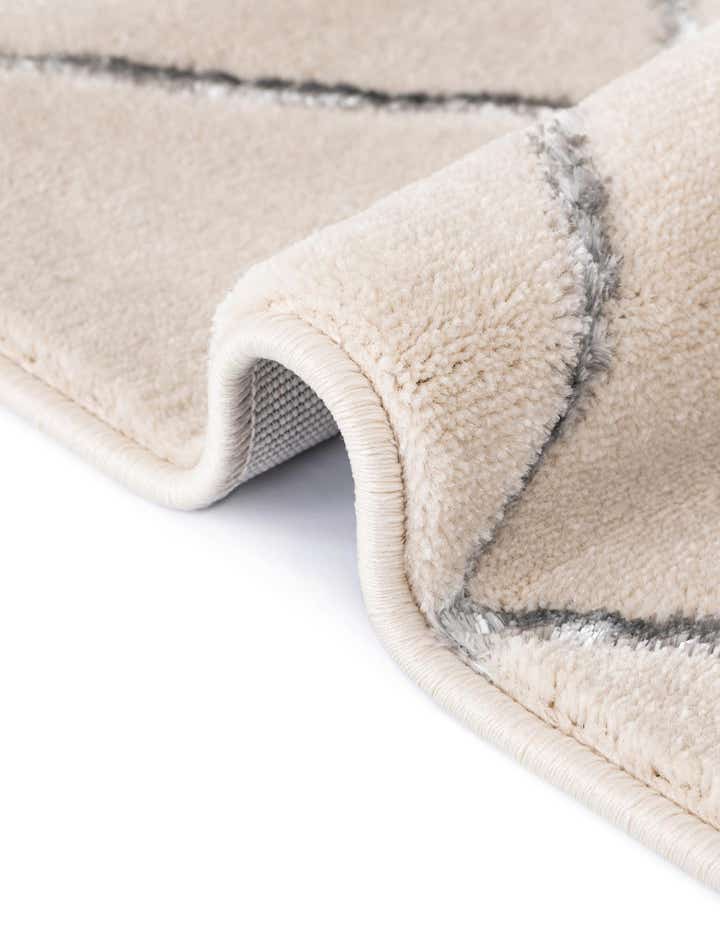 5' 3 x 7' Vogue Geo Rug