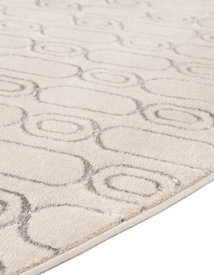 Detail image of 10' x 10' Vogue Geo Round Rug