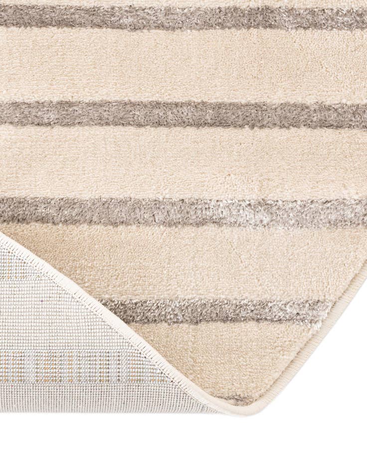 Detail image of 7' 10 x 7' 10 Vogue Geo Round Rug