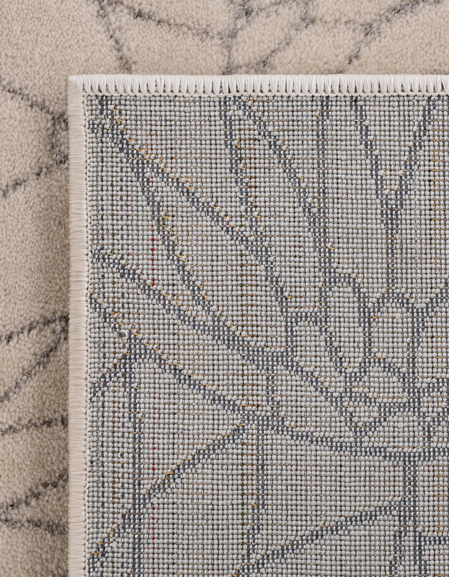 7' 10 x 7' 10 Marilyn Monroe™ Glam Dahlia Square Rug