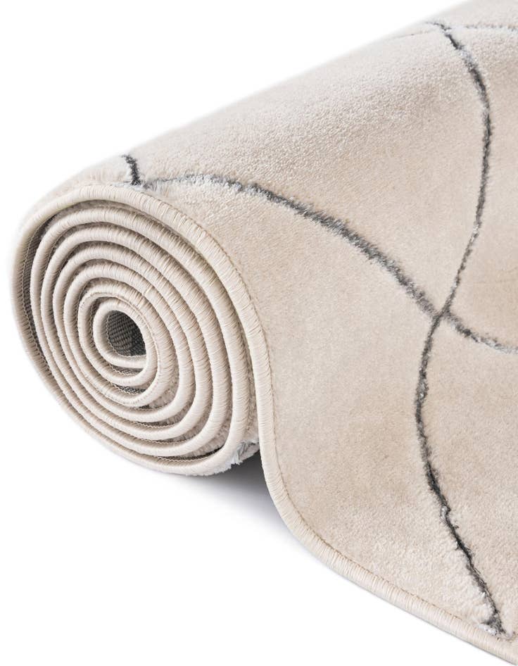 Detail image of 10' x 10' Vogue Geo Square Rug