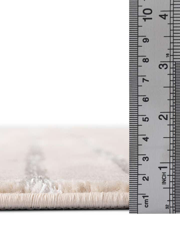 7' 10 x 7' 10 Vogue Geo Square Rug