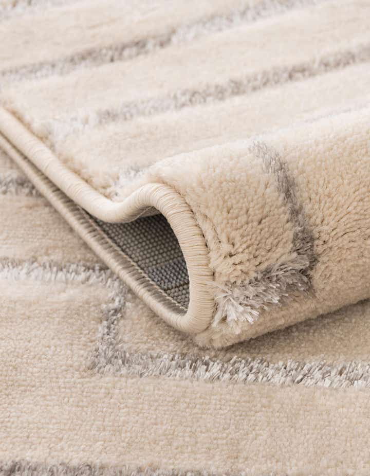 7' 10 x 7' 10 Vogue Geo Square Rug