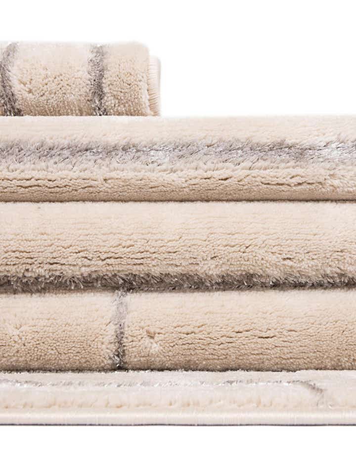 7' 10 x 7' 10 Vogue Geo Square Rug