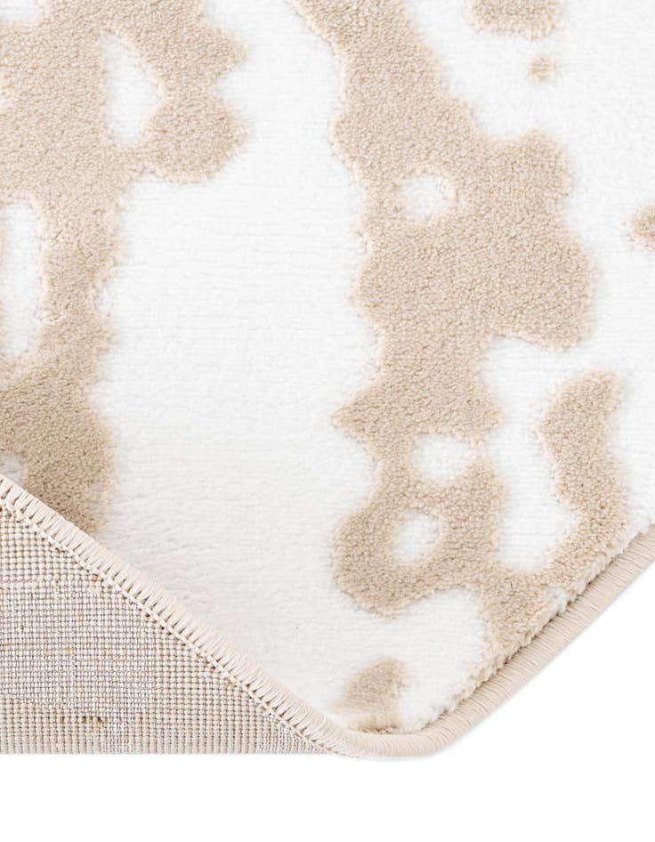 Detail image of 10' 8 x 10' 8 Hermitage Round Rug