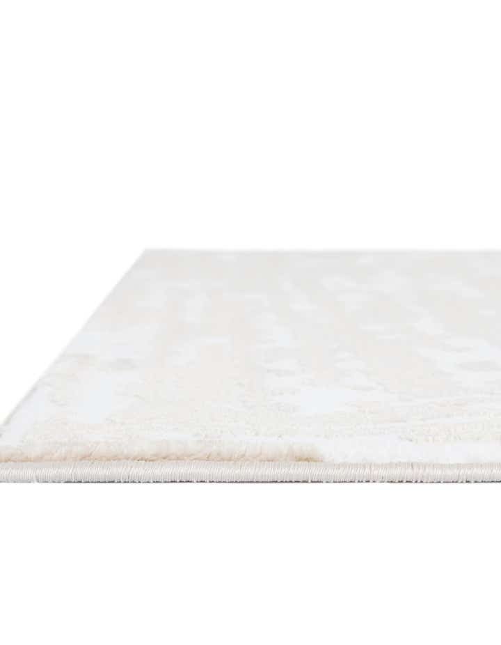 7' 10 x 7' 10 Hermitage Square Rug