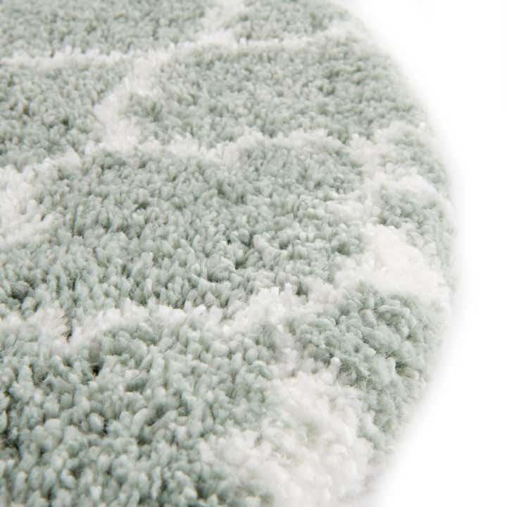 7' 10 x 7' 10 Moroccan Shag Round Rug