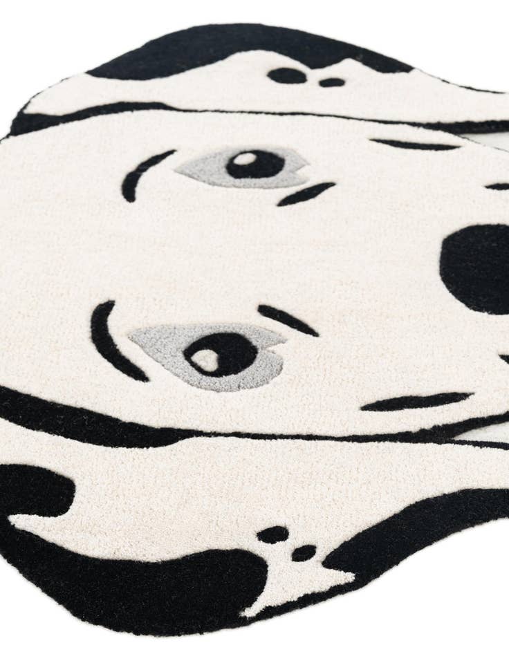 Detail image of 2' 6 x 3' Playtime Kids Wool Freeform Rug