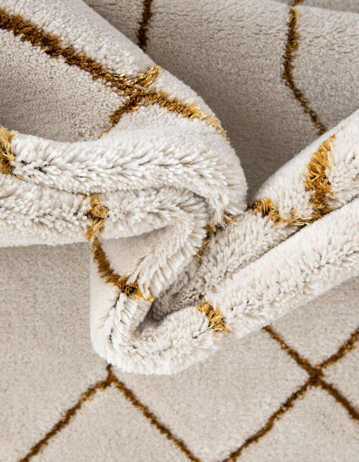 9' x 12' Marilyn Monroe™ Glam Trellis Rug