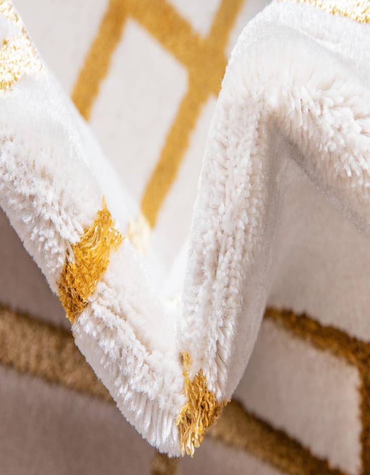 Detail image of 2' 7 x 12'  Marilyn Monroe&trade; Glam Deco Runner Rug