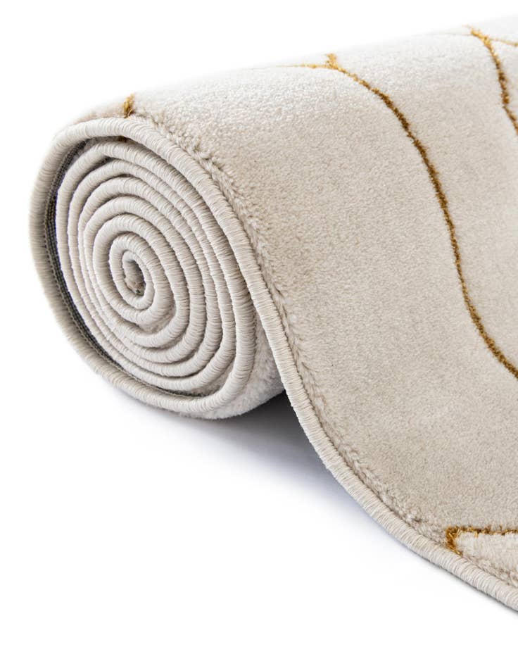 Detail image of 2' 7 x 12'  Marilyn Monroe&trade; Glam Trellis Runner Rug