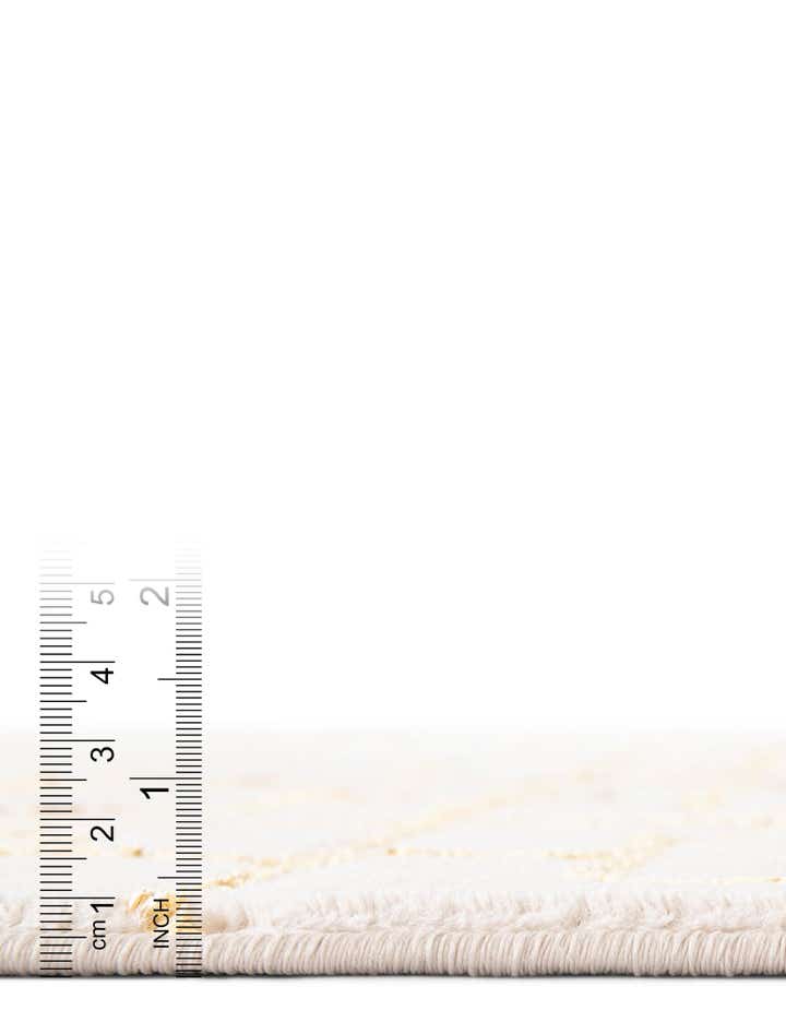 7' 10 x 7' 10 Marilyn Monroe™ Glam Deco Square Rug