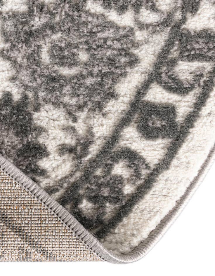 Detail image of 5' 3 x 8' Boston Oval Rug