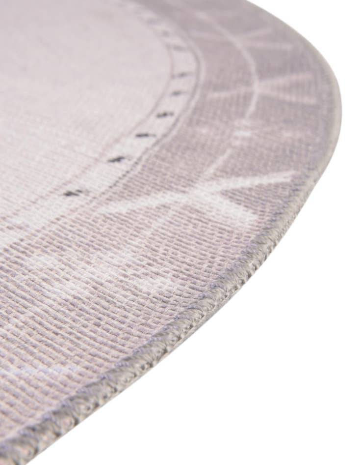 Detail image of 7' 6 x 10' 6 Washable Timeless Oval Rug