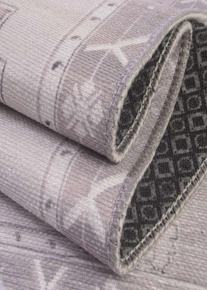 7' 6 x 10' 6 Washable Timeless Oval Rug