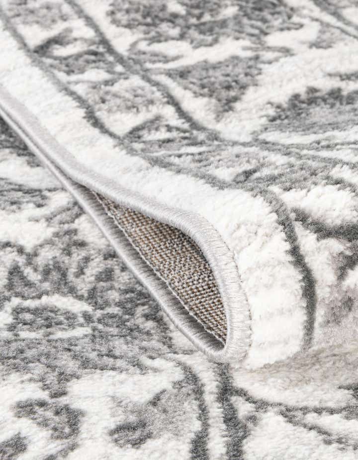 3' 3 x 3' 3 Boston Round Rug