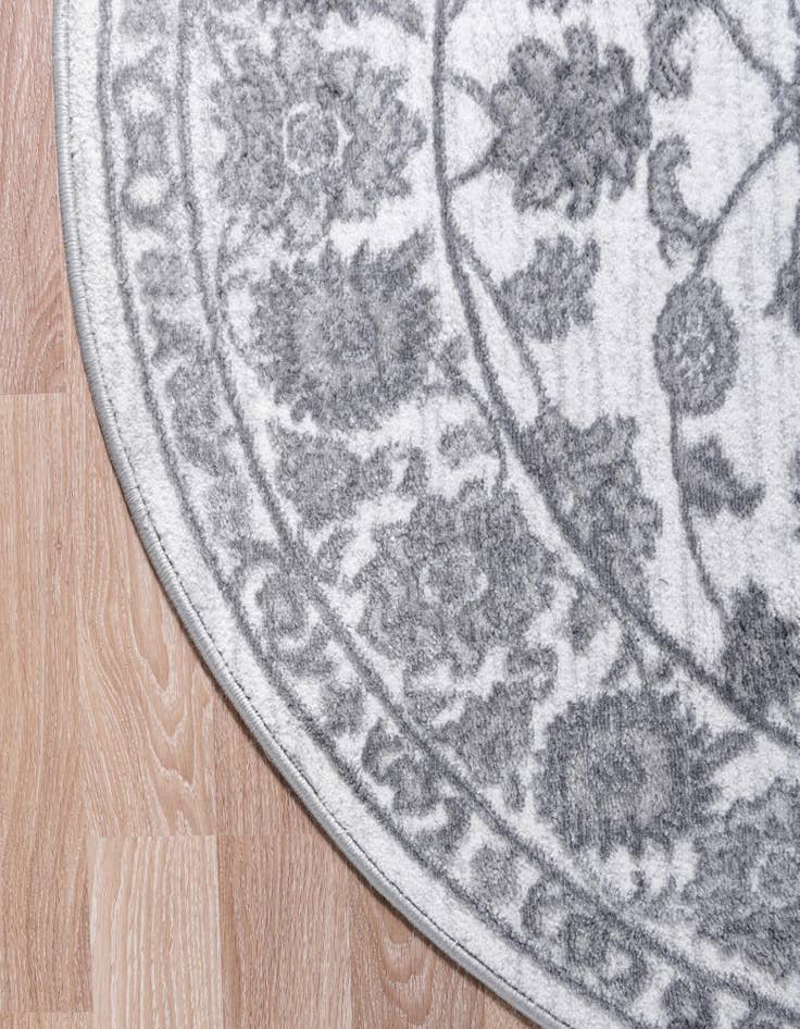 Detail image of 3' 3 x 3' 3 Boston Round Rug