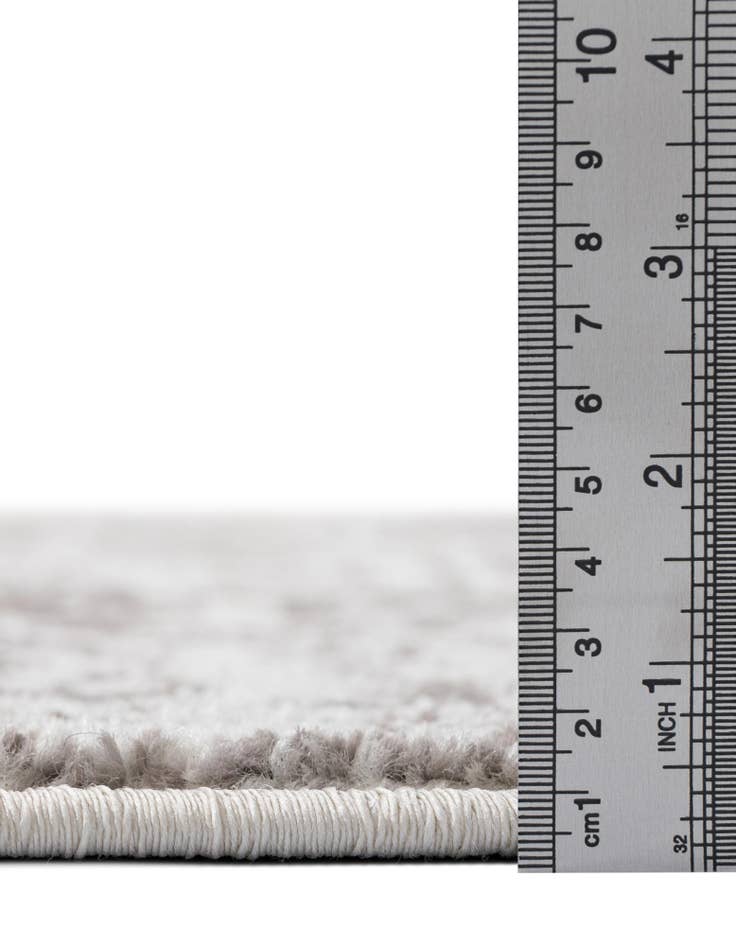 Detail image of 7' 10 x 7' 10 Arlington Octagon Rug