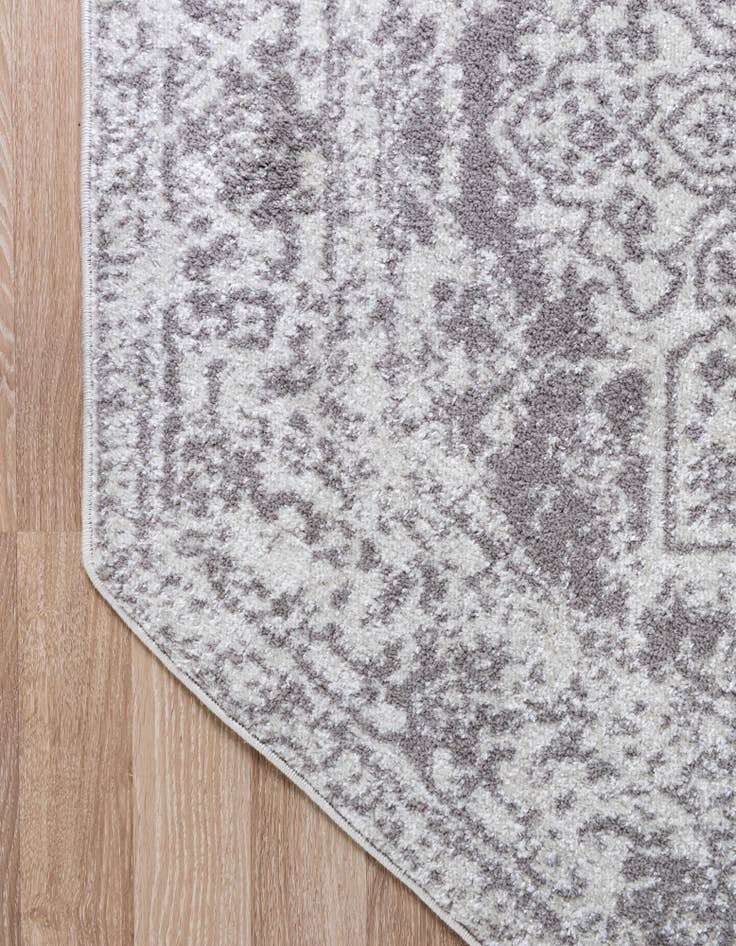 Detail image of 7' 10 x 7' 10 Arlington Octagon Rug