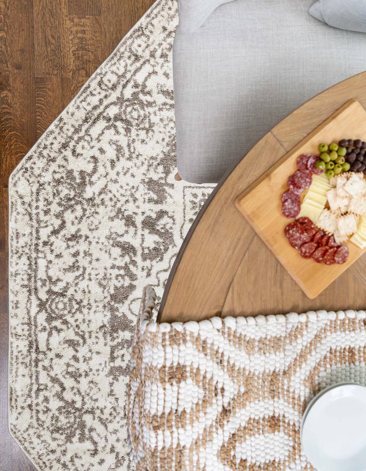 Detail image of 5' 3 x 5' 3 Arlington Octagon Rug