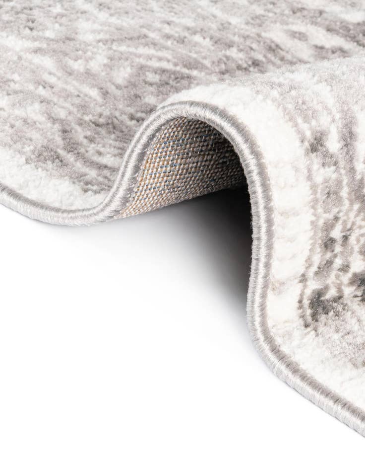 Detail image of 5' 3 x 5' 3 Boston Octagon Rug