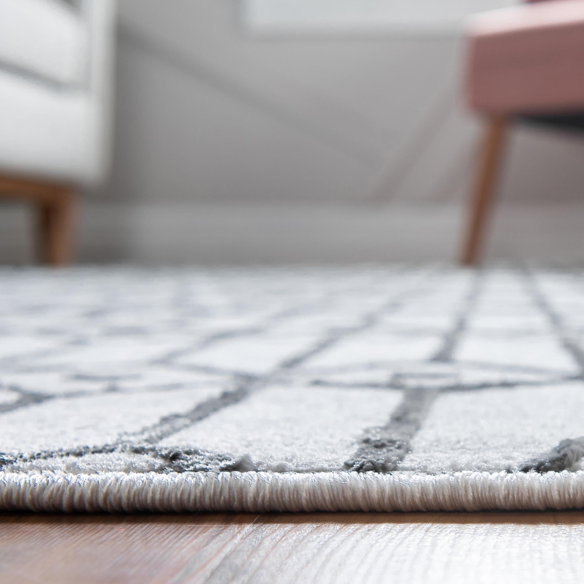 5' 3 x 5' 3 Lattice Trellis Octagon Rug