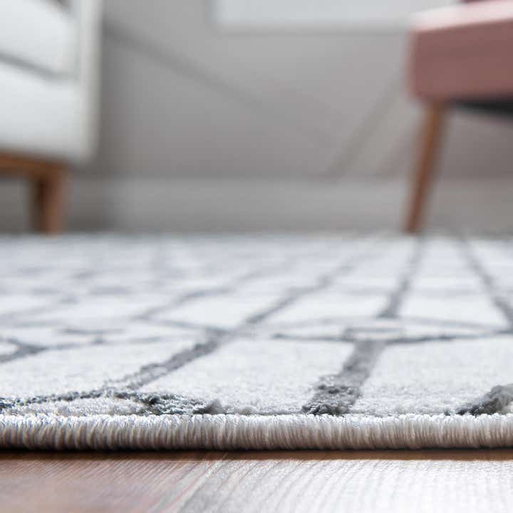 5' 3 x 5' 3 Lattice Trellis Octagon Rug