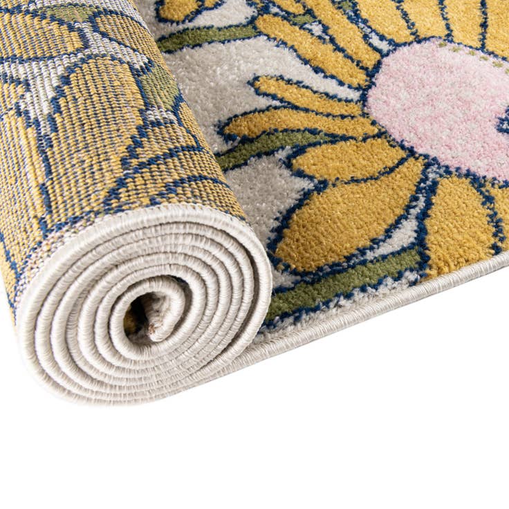 Detail image of 6' x 9' Bloom Oval Rug
