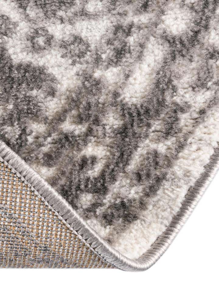 5' 3 x 8' Boston Oval Rug