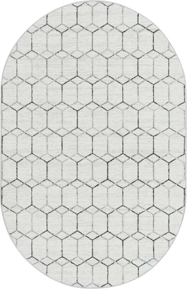 5' 3 x 8' Lattice Trellis Oval Rug