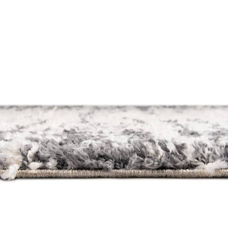 Detail image of 7' 10 x 10' Serenity Shag Oval Rug