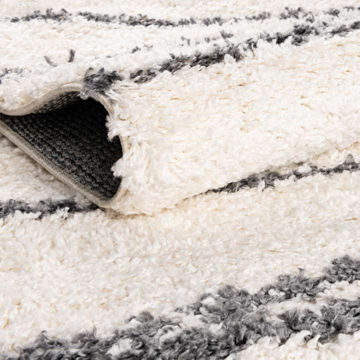 7' 10 x 10' Serenity Shag Oval Rug