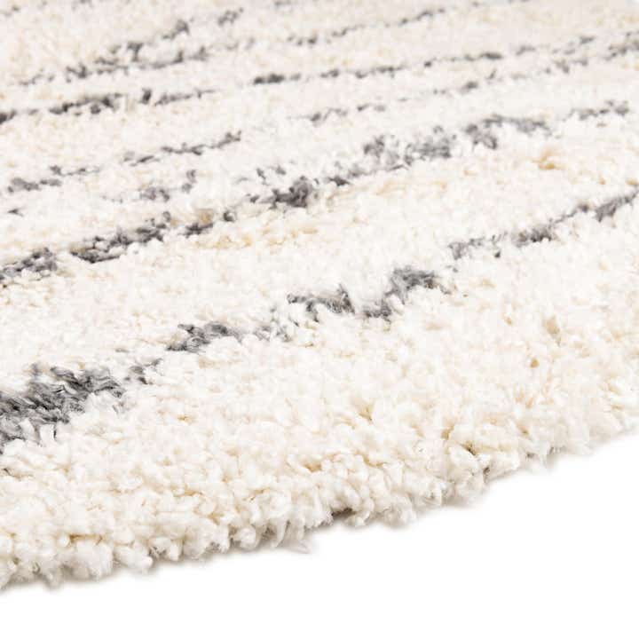 7' 10 x 10' Serenity Shag Oval Rug