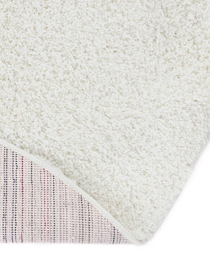 Detail image of 4' 1 x 6' 1 Soft Solid Shag Oval Rug