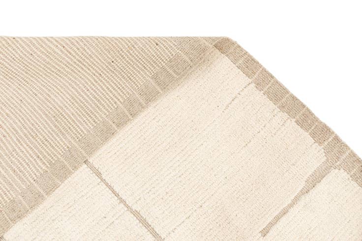 Detail image of 9' 5 x 12' 8 Hand Knotted Beni Marok Rug