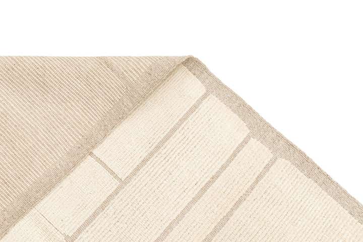 8' x 10' 2 Hand Knotted Beni Marok Rug